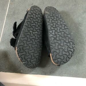 Birkenstock Shoes - BIRKENSTOCK Arizona Suede Black Shearling 8.5 Birkenstock Shoes - BIRKENSTOCK Arizona Suede Black Shearling 8.5